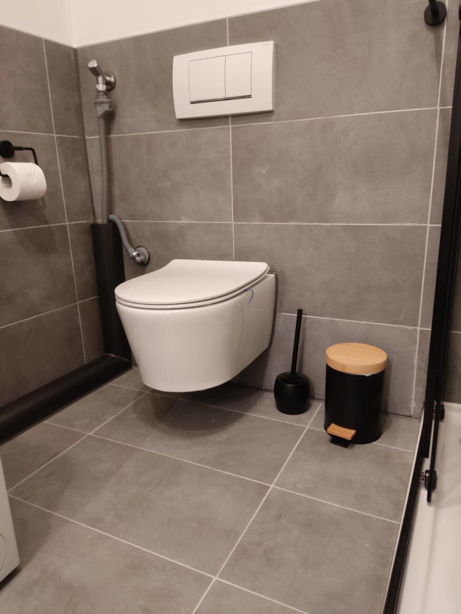 Ferienwohnung Enzian - Naehe Kapellplatz - Oeffentlicher Parkplatz - Aufzug Altötting Extérieur photo